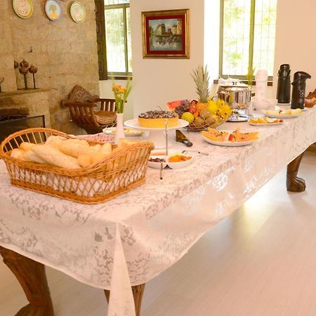 Guitta Pousada Petrópolis Buitenkant foto